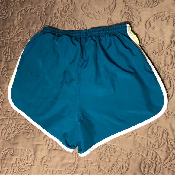 Nike DriFit Shorts - Picture 3 of 8